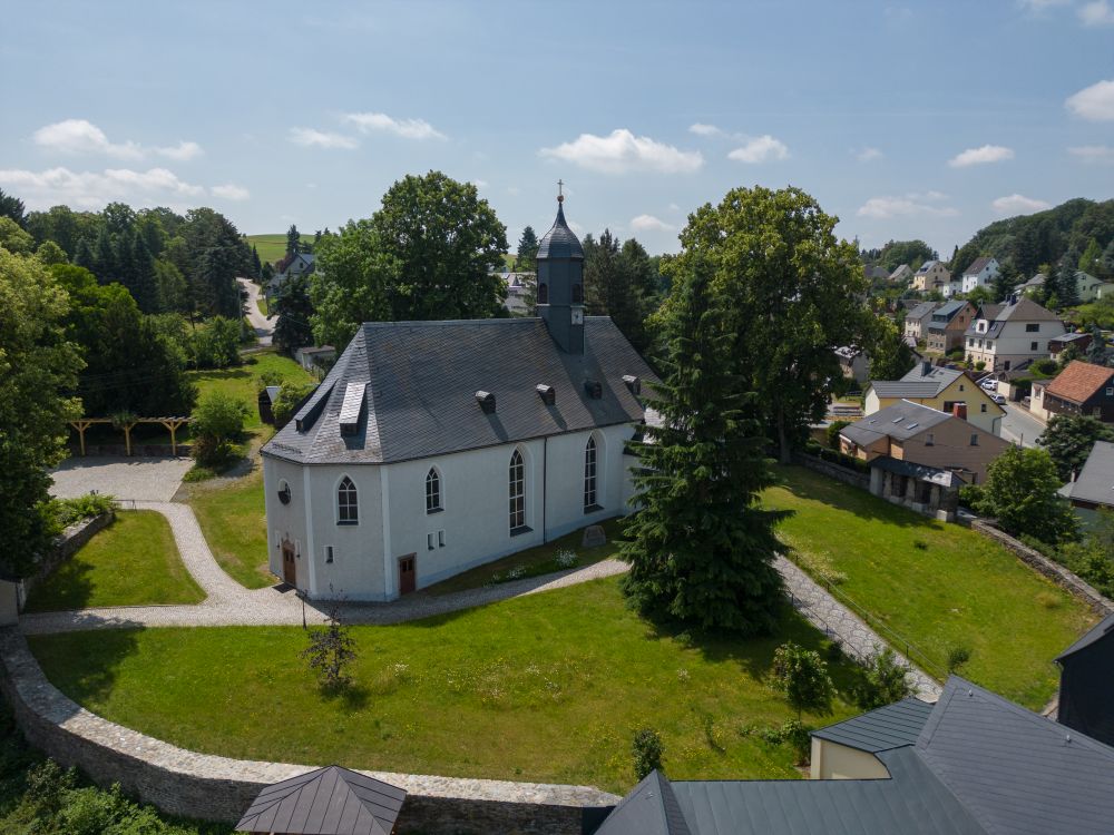 Instandsetzung der historischen Natursteinmauer